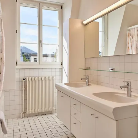 Apartment Bern, Perfect Located And Spacious Bern
