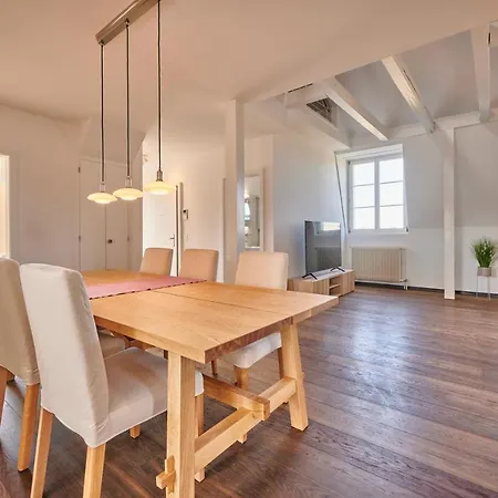 Bern, Perfect Located And Spacious Bern