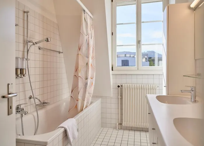 Bern, Perfect Located And Spacious